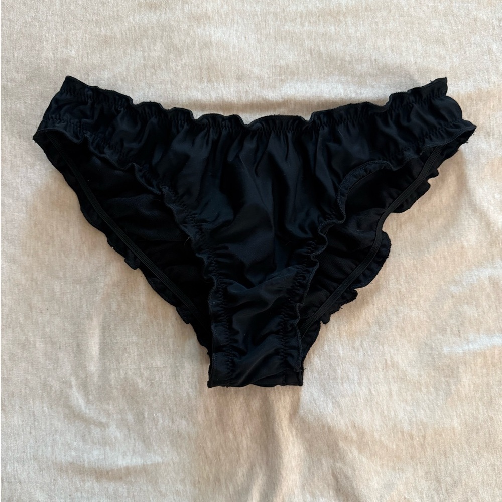 Scrunch cheeky bikini bottoms